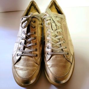 Dior Hommes Gold Sneakers